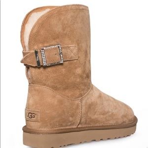 UGG REMORA BUCKLE CHESTNUT BOOTS